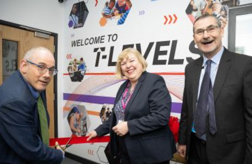 Jane Hunt with Minister opening T Level Centre