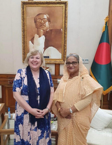 Jane Hunt MP with the Honourable Prime Minister of Bangladesh